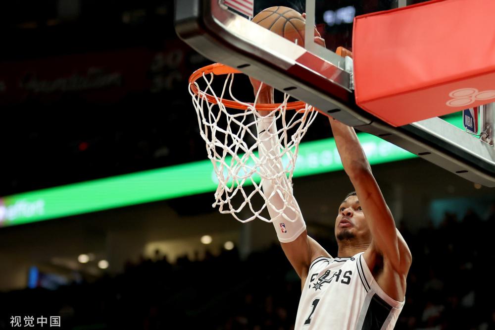 历了一系列 历了一系列